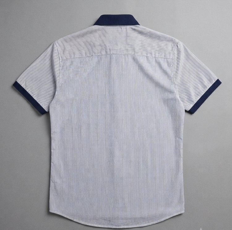 پیراهن مردانه استین کوتاه سه دکمه استوک PULL&BEAR